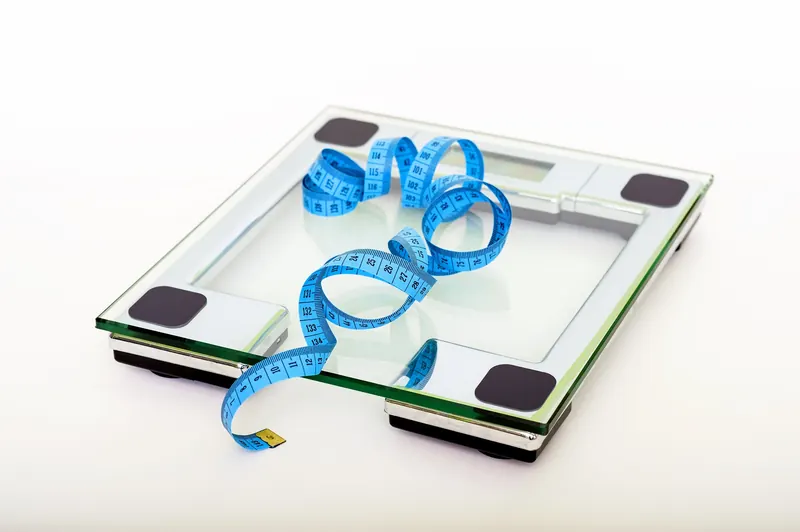 Avaliação de composição corporal com adipômetro para nutrição esportiva